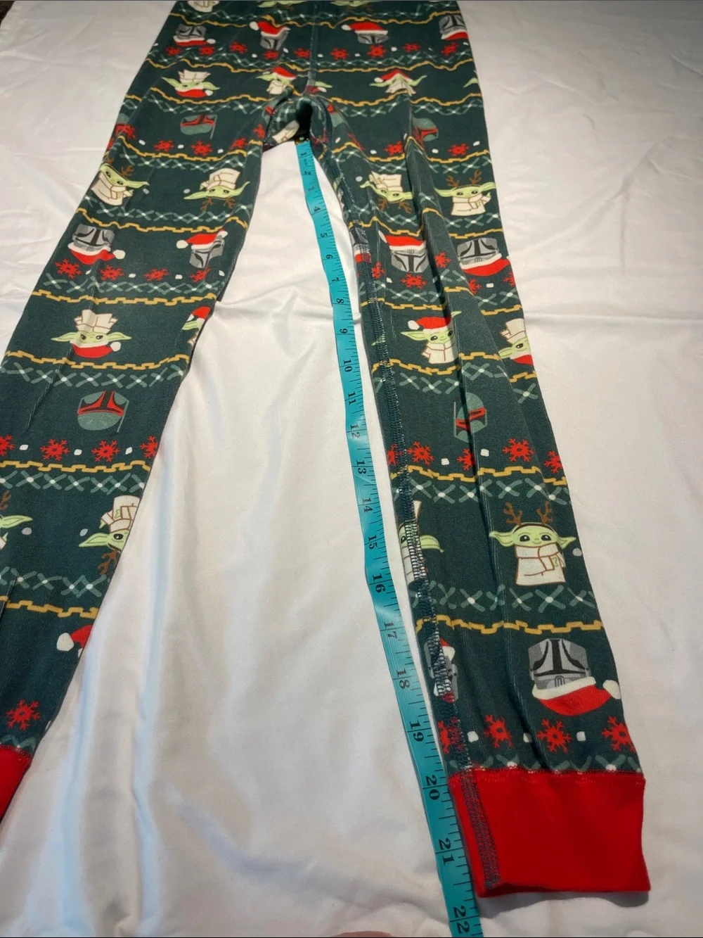 Hanna Andersson Green and Red Star Wars Grogu Holiday Pajama Set